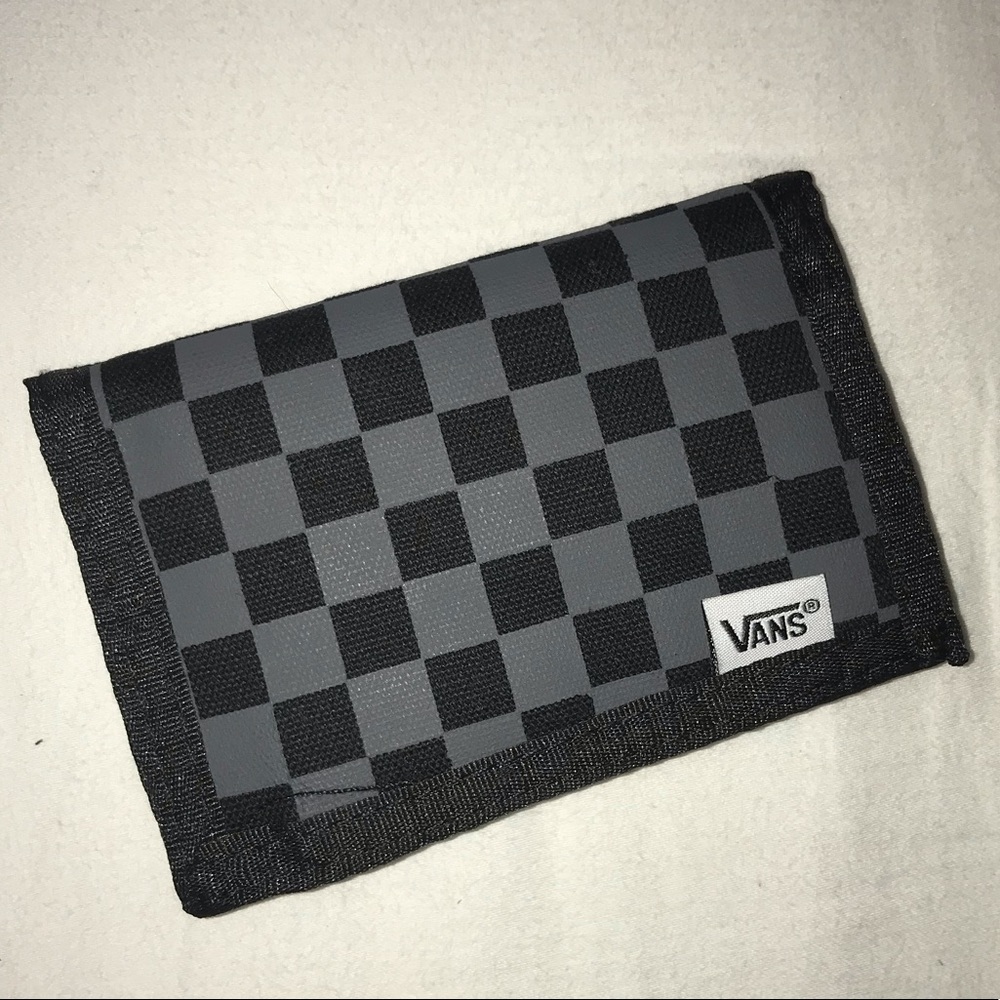 NWOT vans checkered Velcro wallet